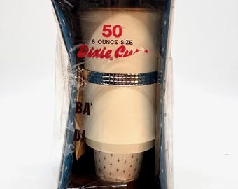 Dixie Bathroom Wall Dispenser, Cream Wall Cup Holder, Original Box And 50 Dixie Cups