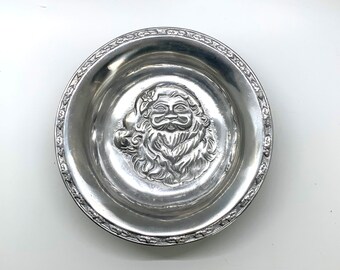 Vintage 1980s Santa Bowl: Etched Metal Holiday Decor