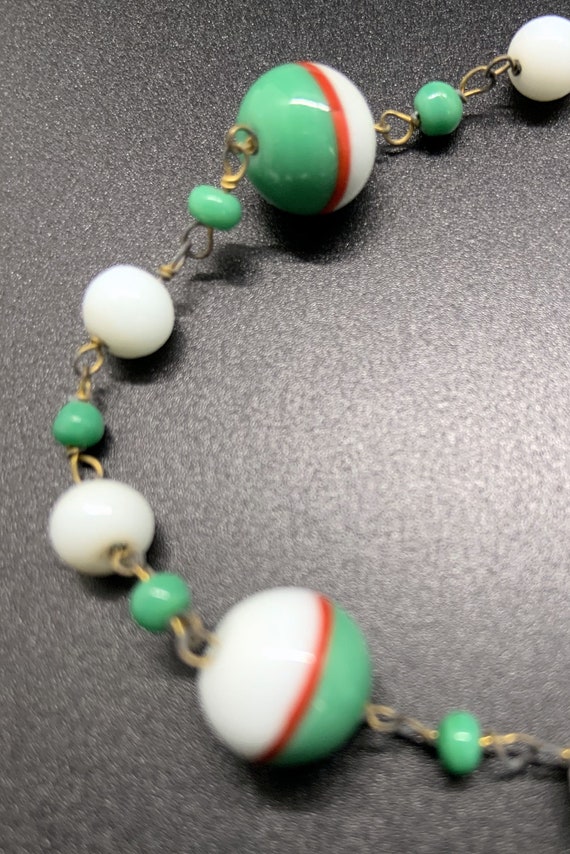 Vintage 1970 Necklace - Acrylic White, Green and … - image 3