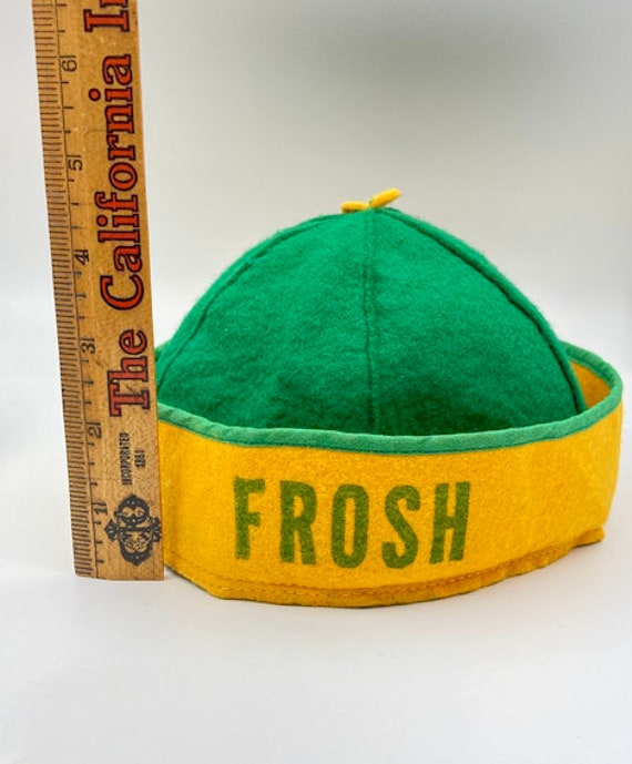 Vintage School Felt Hat - Green Yellow/ Freshman 