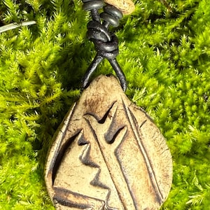 Eterisk oljediffusor, aromaterapihalsband, oljediffusor, forntida symbol, bohemisk chic, porslinshänge, #125.15