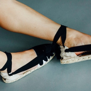 ESPADRYLE Z BAWEŁNY ORGANICZNEJ