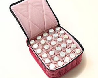 Essential Oil Carrying Case, 5&quot; High, 30ml, 30-Bottle, Solid, Fuscia w/Pink