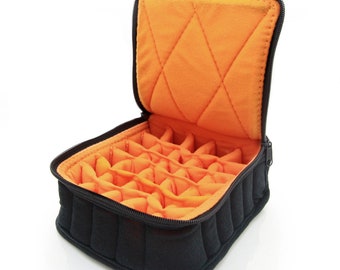 Custodia per il trasporto di oli essenziali, altezza 7,6 cm, 5-15 ml, 30 bottiglie, solido, nero con arancione