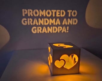 Caja luminosa para anunciar el embarazo - ¡Ascendidos a abuelos! / Regalo personalizado para anunciar la llegada del bebé a los abuelos.