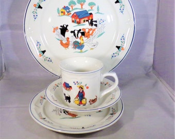 One set Oneida Place Setting four Piece Farm Life