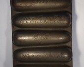 Cast iron Wagner Ware Junior Krusty Corn Kobs pan