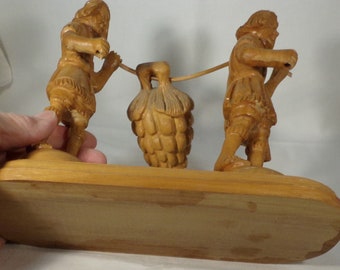 Carved wood figures nicely done-good collector item