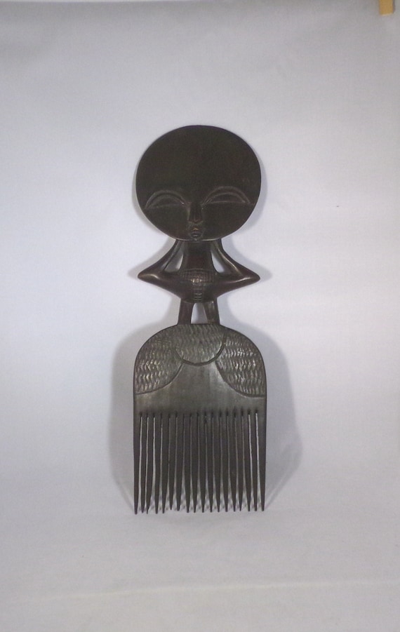 Vintage African Wood Carved Women's Hair Comb or … - image 2