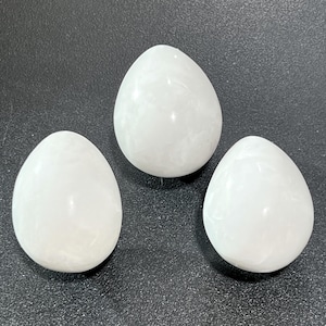 White Agate Crystal Egg Carving Wholesale Gemstone Decor Supply Healing Crystals And Stones