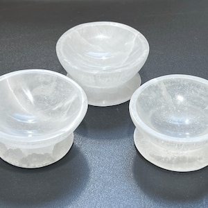 Selenit Kristall Schüssel mit Sockel geschnitzten Edelstein polierten Footed Stein Schale