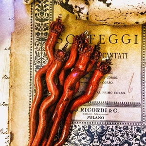 Portafortuna da appendere, cornicello italiano, porta amuleto, corno rosso napoletano, amuleto corno artigianale image 1