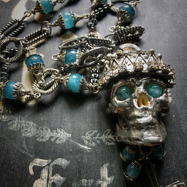 Collier d'ailes de tête de mort, pendentif couronne de tête de mort, collier memento mori, bijoux de deuil, collier goth victorien