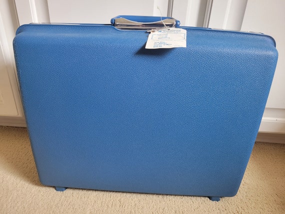 Super-Cool Vintage Samsonite Royal Traveller Blue ROUND HAT-BOX