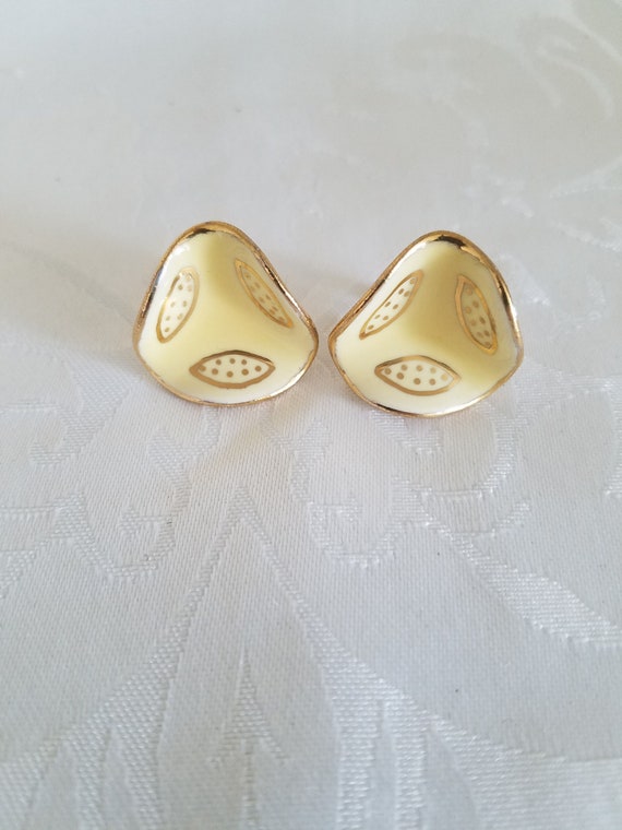 Vintage 1950s/60s Hand Painted Yellow And Gold Por