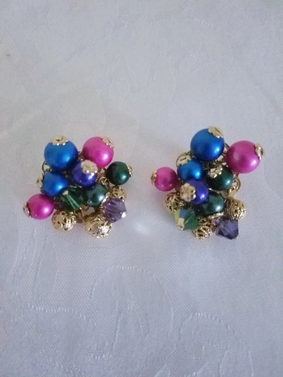Vintage 1960s Multi Colored And Goldtone Beaded C… - image 2