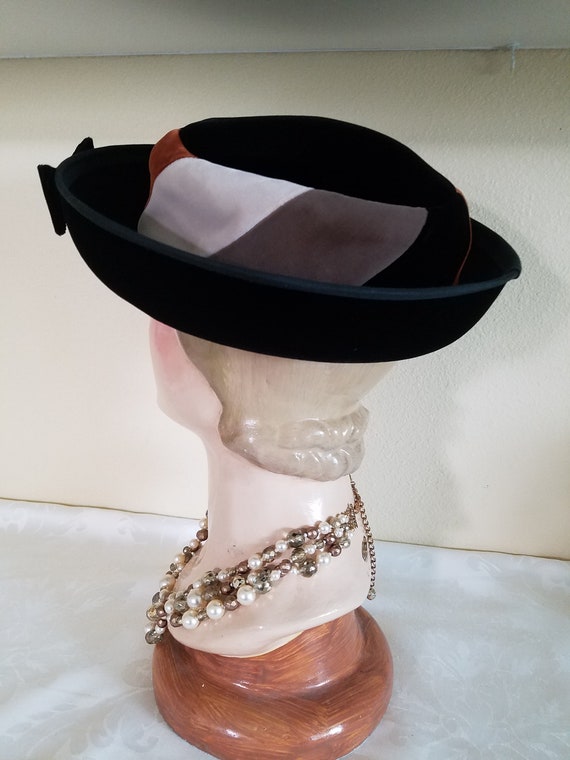 Vintage 1960s Breton Style Black Velvet Hat with … - image 4
