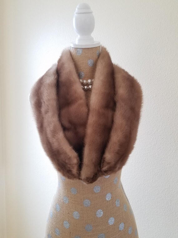 Vintage 1950s Double Wrap Honey Brown Mink Fur Sto