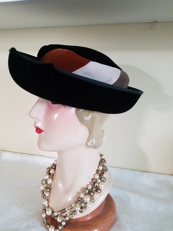 Vintage 1960s Breton Style Black Velvet Hat with … - image 3