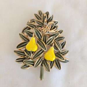 Cadoro Brooches - Etsy