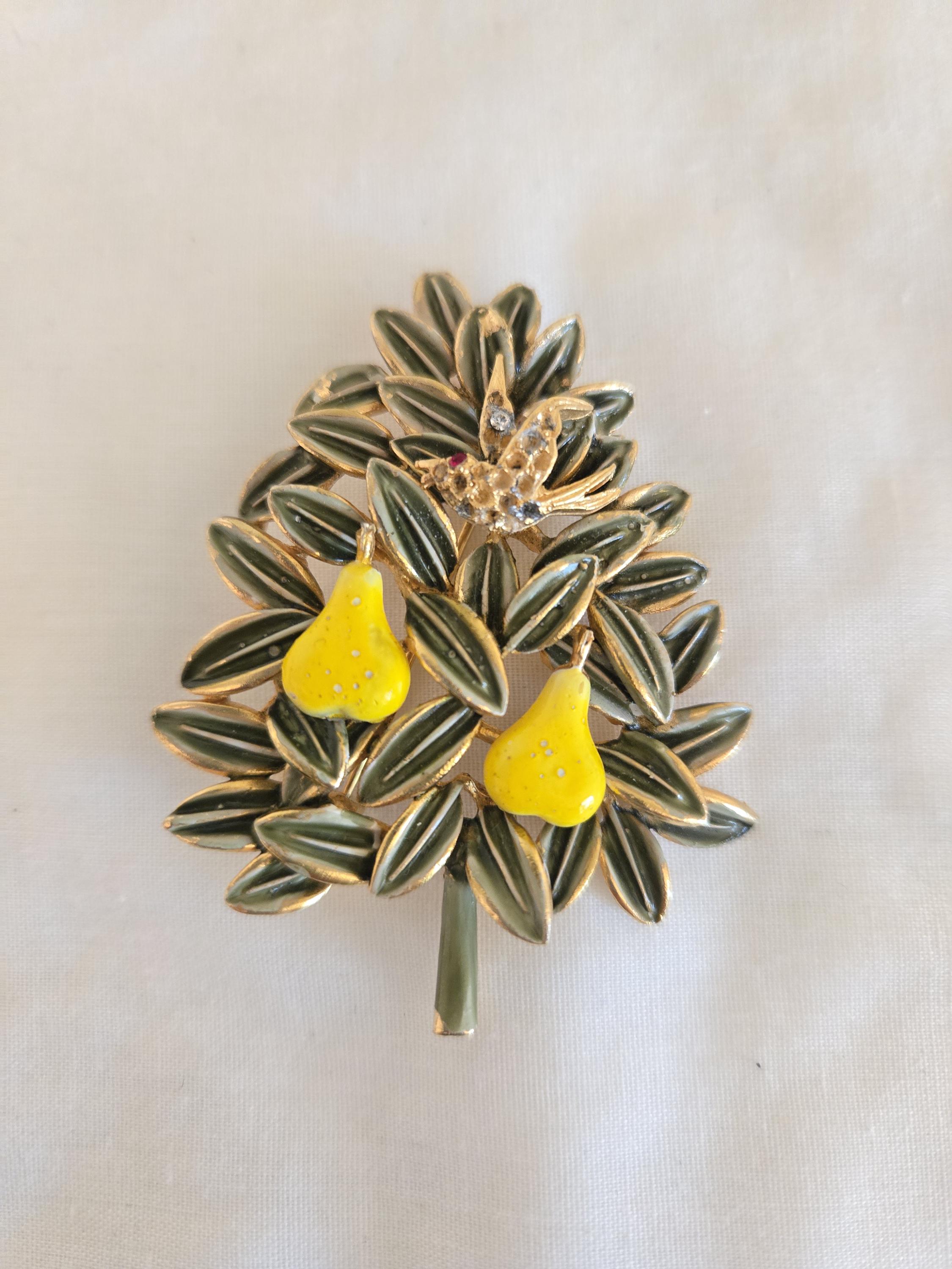 Cadoro Brooch - Etsy