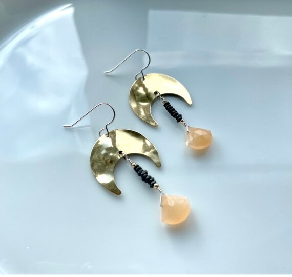 N U B I A Earrings