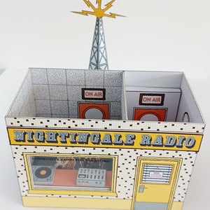 Build-Your-Own Model Radio Station Toy image 3