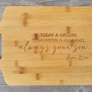 Mother of the Groom Gift, Mother of the Bride Gift, Wedding Day Gift, Gift to Mother, Wedding Gift, Personalized Cutting Board