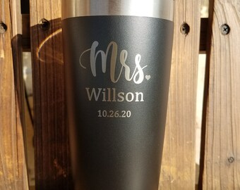 Bruidsmeisje Gift, Gepersonaliseerde Tumbler, Bruiloft Party Gift, Bruidsmeisje Tumbler, Tumbler met naam en titels, Bachelorette Party Gifts