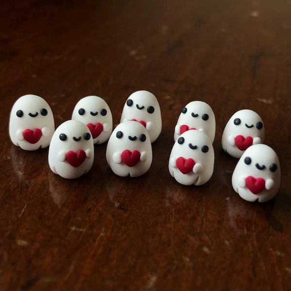 Figura en miniatura de fantasma de San Valentín, regalo de fantasma con forma de corazón de arcilla