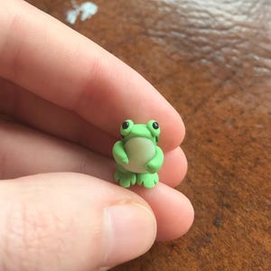 Frog sculpture, miniature green frog, collectible clay figurine, small artwork