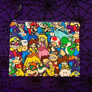 Super Mario Zipper Pouch Princess Peach Toad Bowser Luigi Yoshi Donkey Kong Wario Video Games Nerd Geek Purse Sunglass Holder Organizer