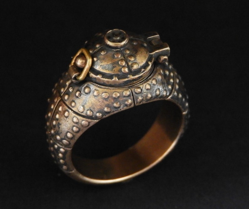 Steampunk Poison Ring