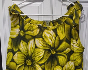 Vintage Hawaiian Muumuu Okolehao Mark Yamanaka Green Floral Size 18