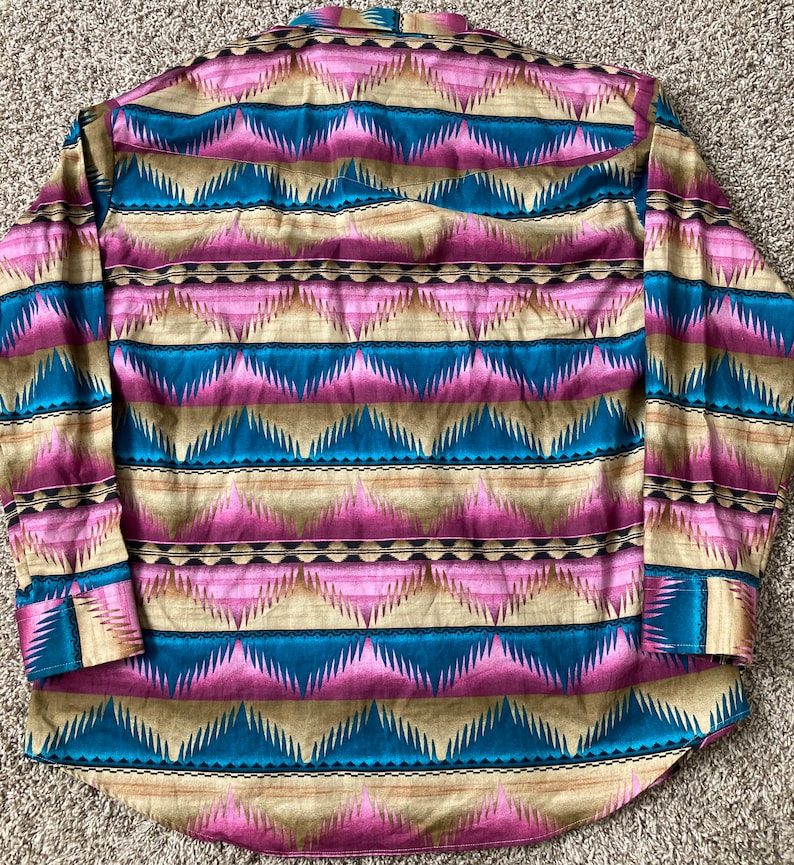 80/'s Roper wild and abstract pink tag country western button down shirt size XX-Large Made in USA.