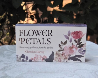 FLOWER PETALS  Inspiration Cards Deck ~ Blossoming Guidance from the Garden. Oracle / Affirmation Deck Cards.