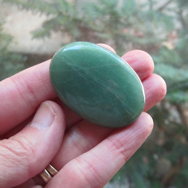 GREEN AVENTURINE Crystal Palm Stone ~ Vitality, Growth & Confidence - Heart Healing!