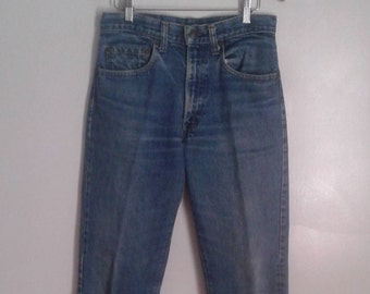 Vintage 1970's Levi's Red Tab Med Blue Denim Jeans Straight Leg Sz 32 x 31 Classic Rustic Distressed