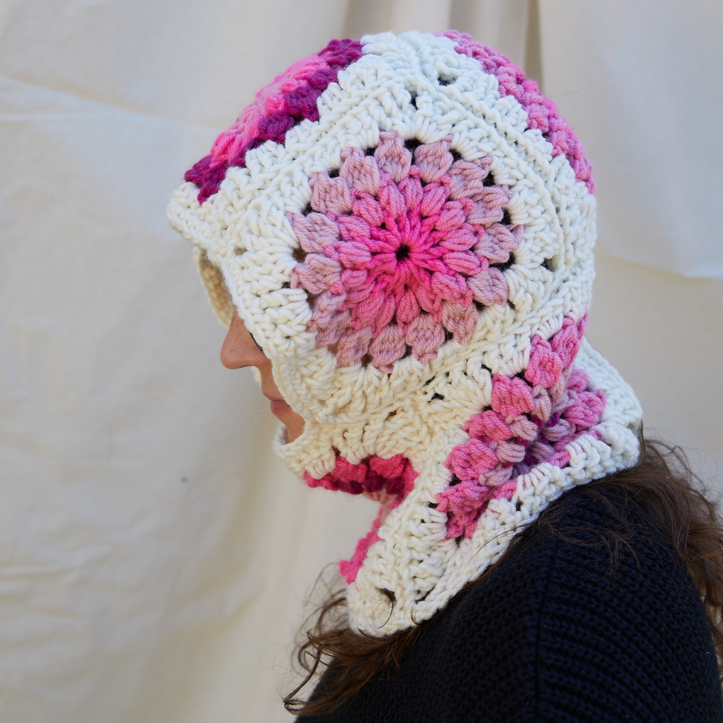 Punk Pink Handmade Crochet Balaclava Custom Crochet 3 Hole Balaclava Star Knit Ski Mask  main image 2