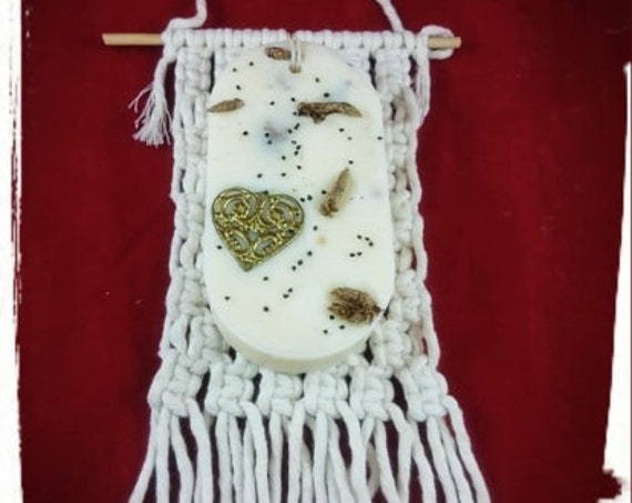 100% Australian Hand Made Oval Soy Wax Space Freshener and Hand made Macrame Holder.
