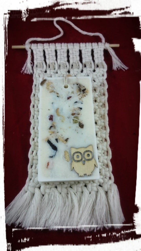 100% Australian Hand Made Oval Soy Wax Space Freshener and Hand made Macrame Holder.