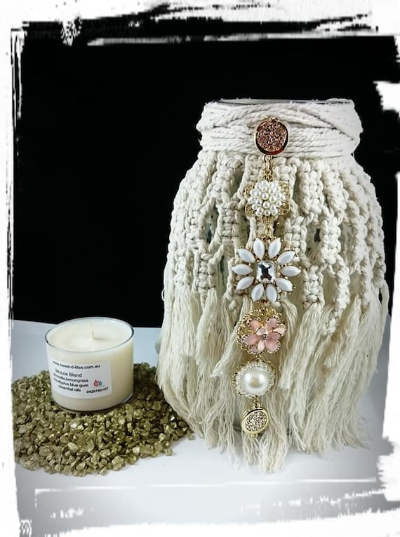 100% Soy Wax  Australian Hand Made Macrame  Mason Jars with Spa Candles  approx 13hrs  burn time, resting stones.