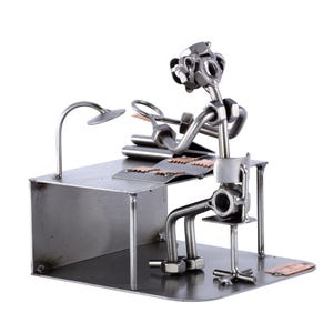 Screw Man Stämpelsamlare - Original Steelman24 Metallskulptur - Den perfekta presenten bild 2