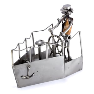Schraubenmännchen Kapitän Mit Boot - original Steelman24 Metallskulptur - das perfekte Geschenk