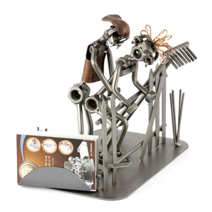 Figura in Metallo "Amore Con Steccato Come Appoggio Con Portabiglietti Da Visita" - idea regalo fatta a mano