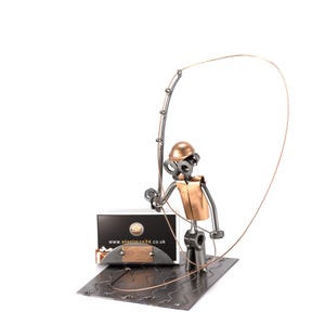 Figurine en métal "Pêcheur À La Mouche avec Porte-Cartes De Visite" - Idées Cadeaux fait main