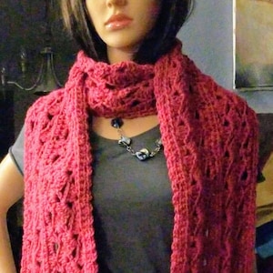 Slanted lace shell scarf, digital pattern, crochet pattern