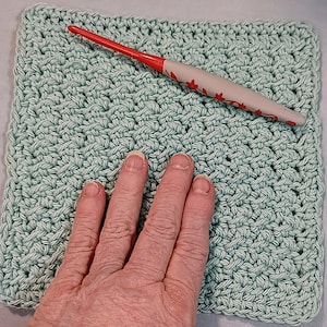 Macaroni Crochet Washcloth Pattern (Digital Download)