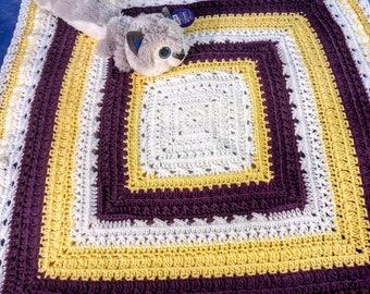 Playing with stitches, Digital pattern, crochet, baby blanket, granny square, crochet pattern