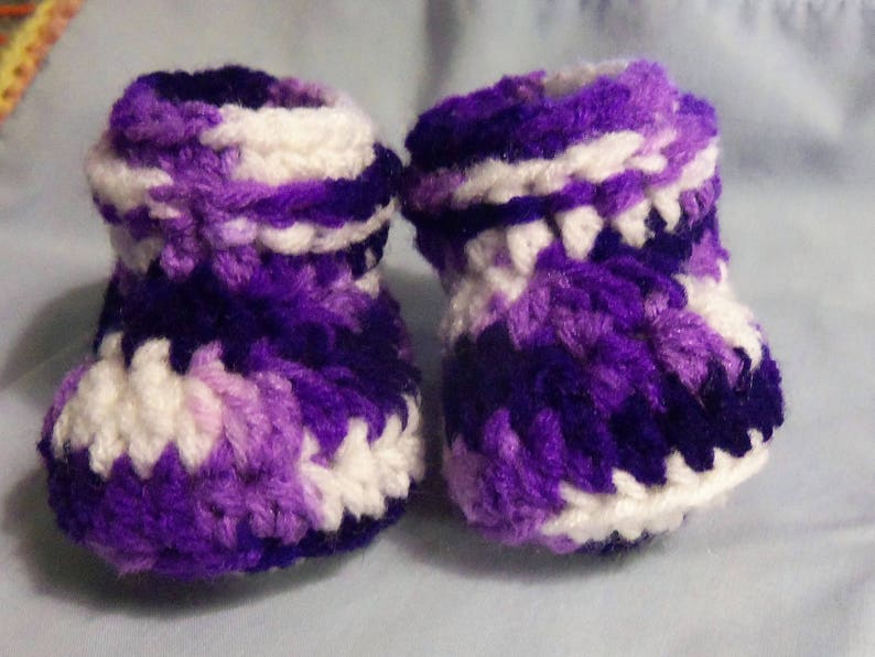 Baby booties Crochet baby booties Purple baby booties 3-6 mo size baby booties Crochet shoes